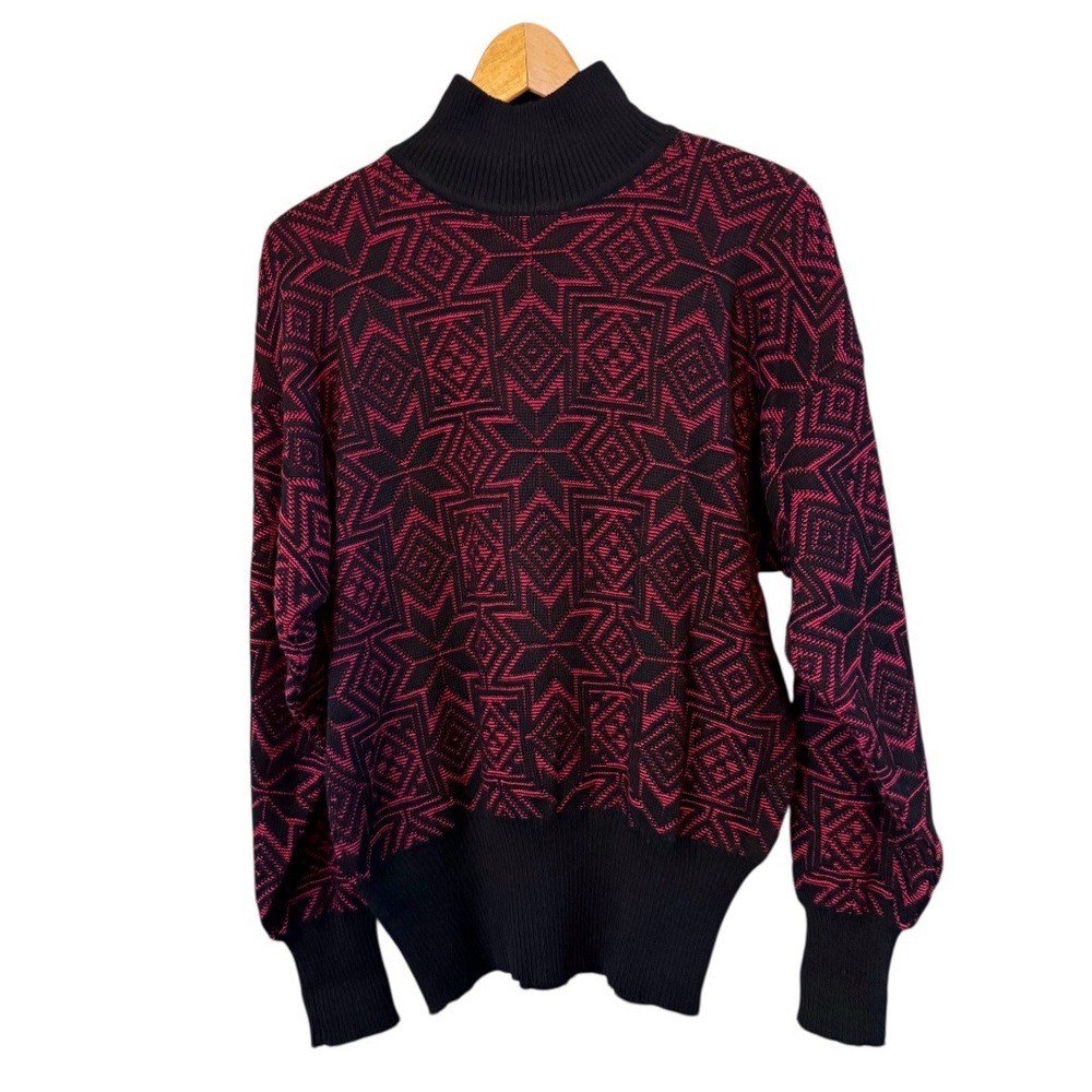 Vintage Women's‎ Tyrolia Skiwear Red/Black Wool Blend Winter Ski Snow Sweater M